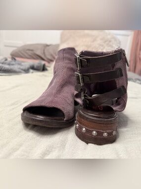AS89 Sandals